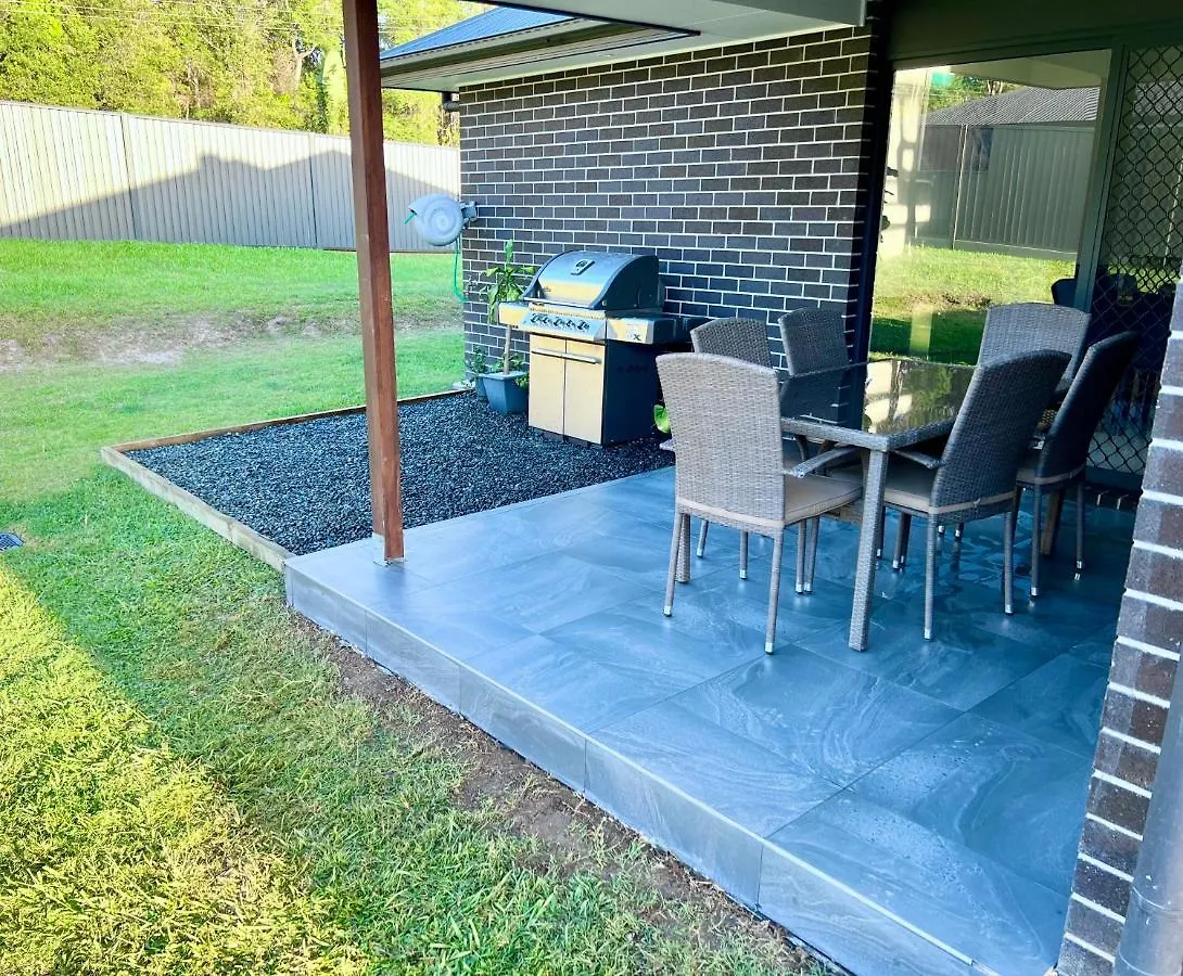 Сasa de vacaciones Plantation Retreat 4 Bedroom Modern Home Landsborough