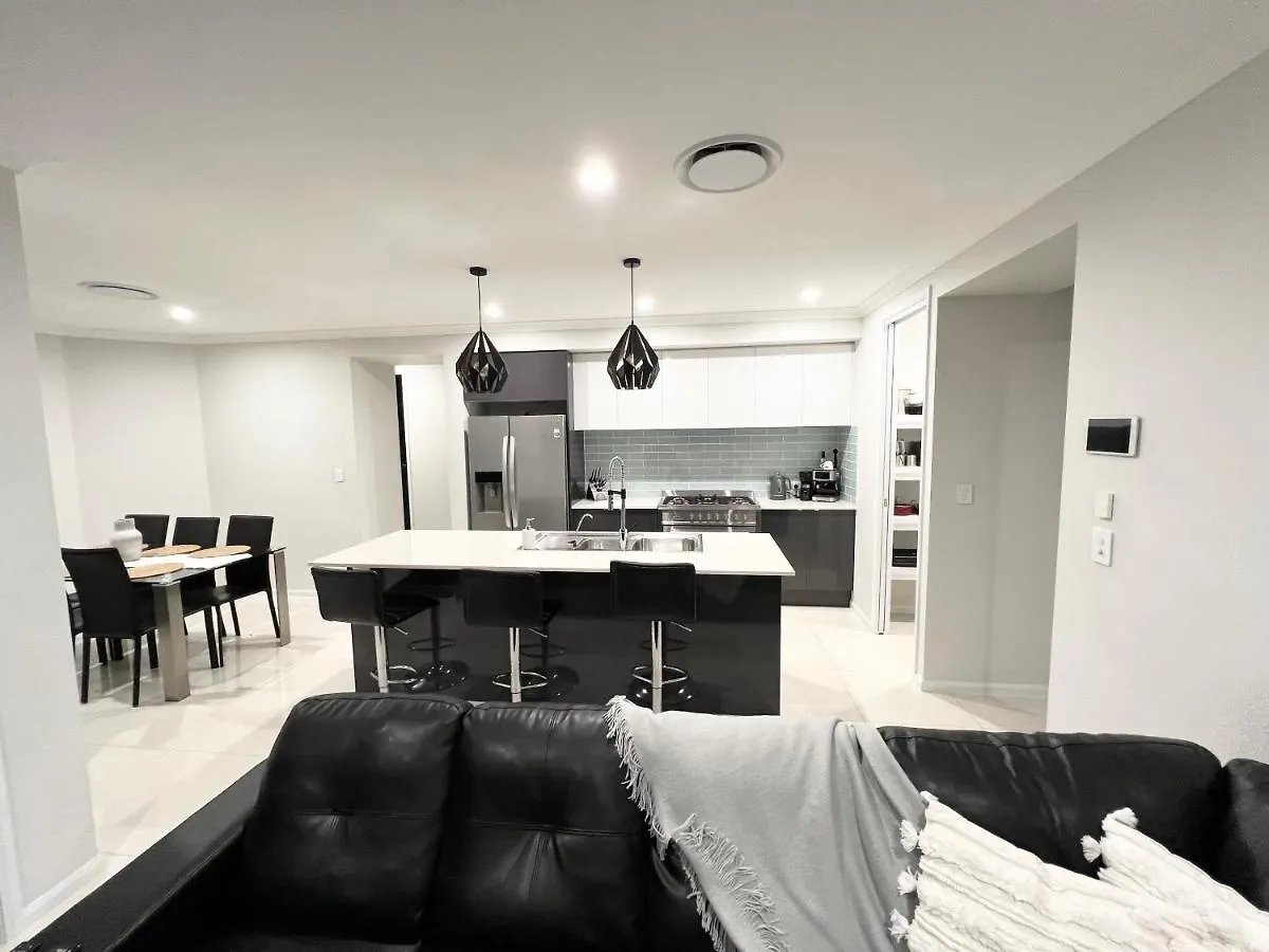 Сasa de vacaciones Plantation Retreat 4 Bedroom Modern Home Landsborough Australia